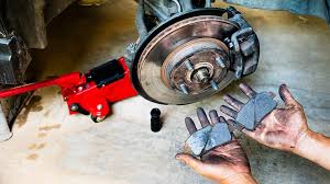 بهترین زمان تعویض لنت ترمز برای خودروی شما!