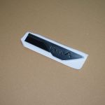 آرم روی گلگیر راست - آریزو ۶ پرو