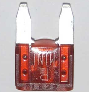 فیوز ۱۰ آمپر - آریزو ۶