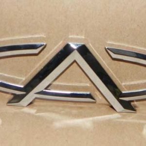 آرم چری جلو پنجره - ام وی ام ۵۳۰