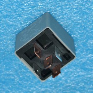 رله HG/4190 012(1)-1Z - آریزو۵