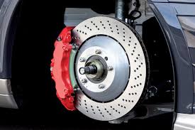 علائمی که نشان می‌دهد نیاز به بررسی ترمز دارید