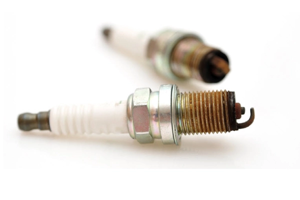 بررسی علت زنگ زدن شمع ماشین