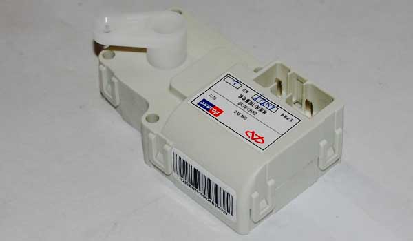 موتور کنترل دریچه ها - ام وی ام ۳۱۵ قدیم