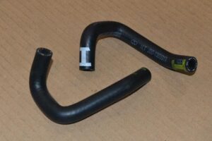 شیلنگ رادیاتور به مخزن انبساط - ام وی ام 110S