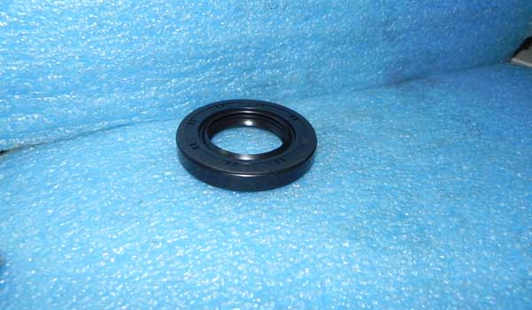 کاسه نمد عقب دیفرانسیل - ام وی ام ۱۱۰