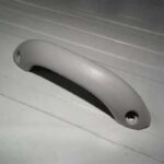 دستگیره سقفی - ام وی ام ۱۱۰ سه سیلندر