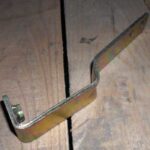 پایه کاور روی موتور شماره ۱ - ام وی ام X33