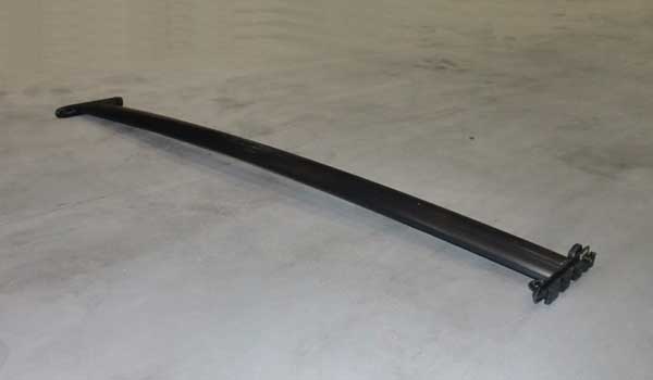 میله اصلی روی سقف - ام وی ام X33