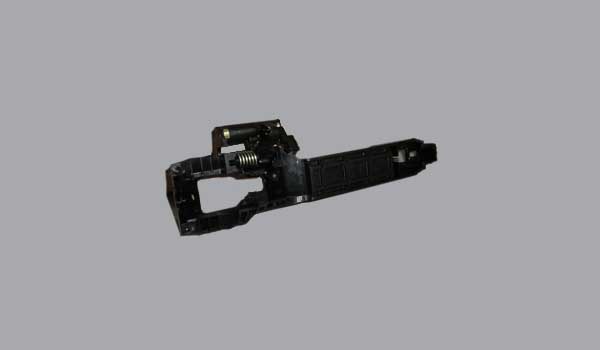 مغزی دستگیر درب بازکن جلو بیرون چپ(قسمت داخال درب) - ام وی ام X33